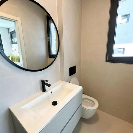 Three-bedroom Penthouse With Infinity Pool The Skyview Penthouse - S4 Daire